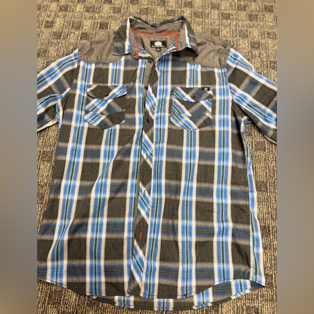 Rock & Republic Lon Sleeve Plaid Shirt‎ Large